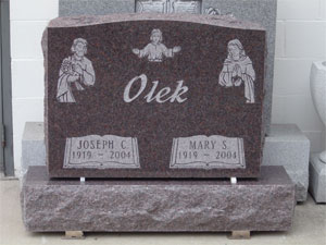 Brownstone Monuments in Cheektowaga NY | Wagner Monuments
